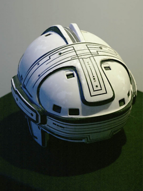 An excellent reproduction (original?) of Kevin Flynn's helmet.
