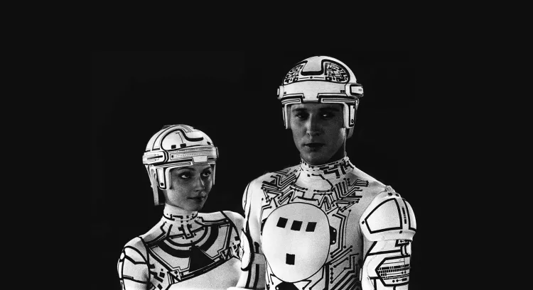 Tron-3a.webp